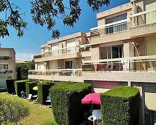 Pierre & La Corniche D'or 3*